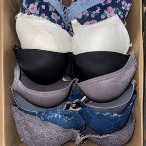 Victoria's Secret Lace and Floral Bra Set - Black, White, Gray, Blue | lot of 7